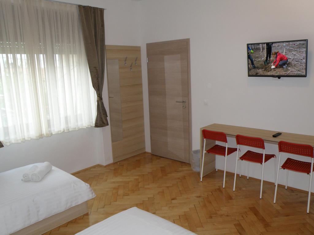 Sweet Dreams Rooms And Apartments Постойна Номер фото