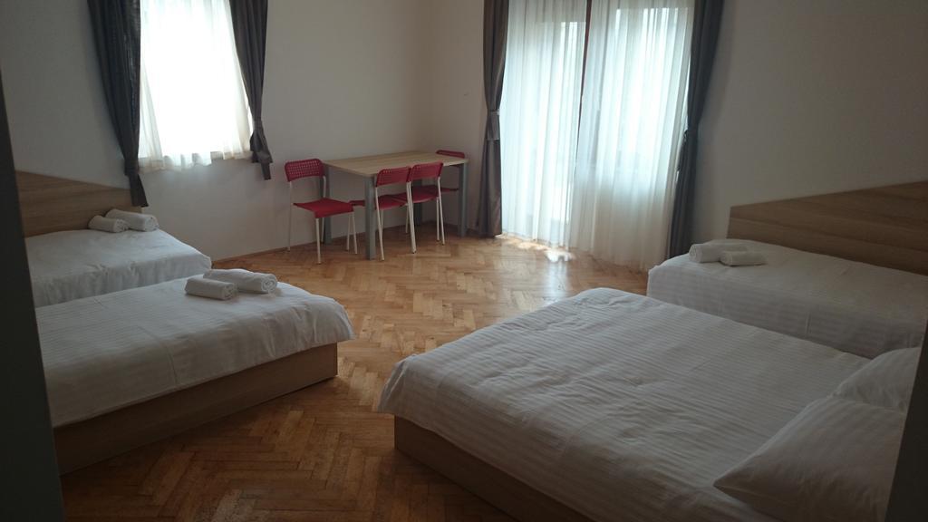 Sweet Dreams Rooms And Apartments Постойна Номер фото